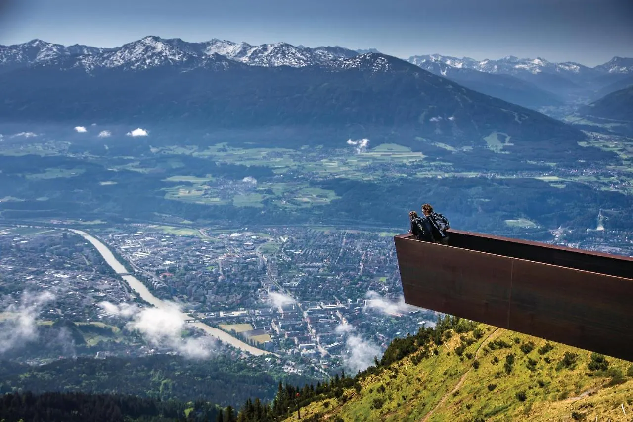 Apartment Holidayhome Omyxl Innsbruck