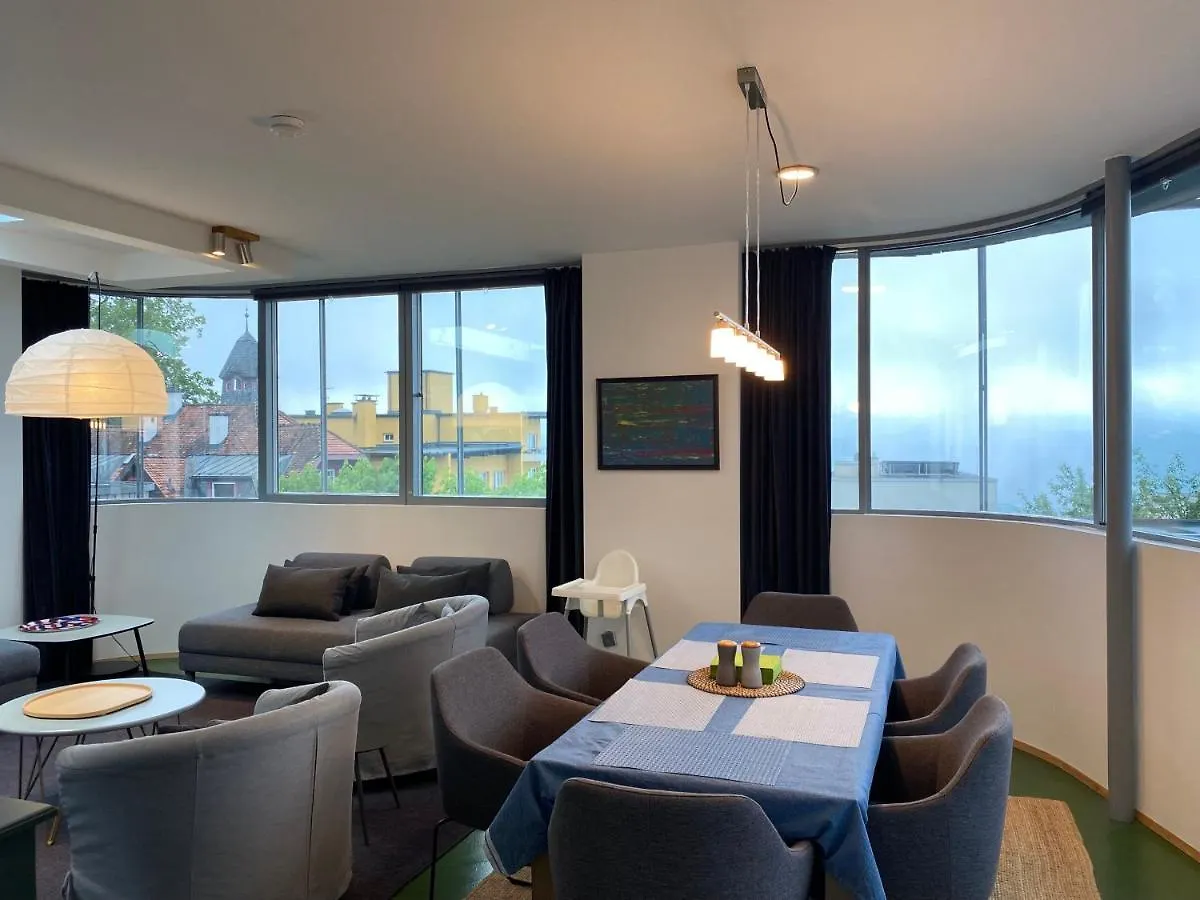 Apartment Holidayhome Omyxl Innsbruck